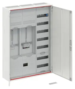 Zählerschrank von ABB STRIEBEL & JOHN mit geöffneter Tür